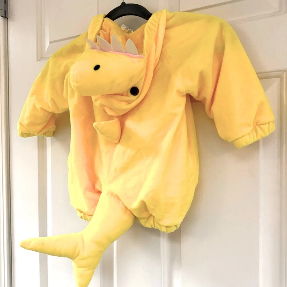 New! Infant Shark Halloween Costume-from Target Hyde & EEK, Baby Shark - Picture 9 of 9